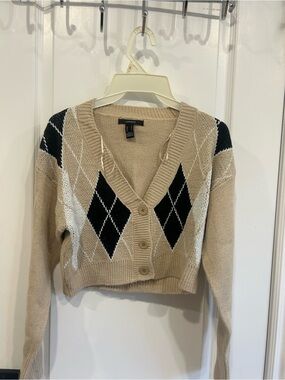 Forever 21 Beige Argyle Cropped Button Cardigan with Black and White Diamonds